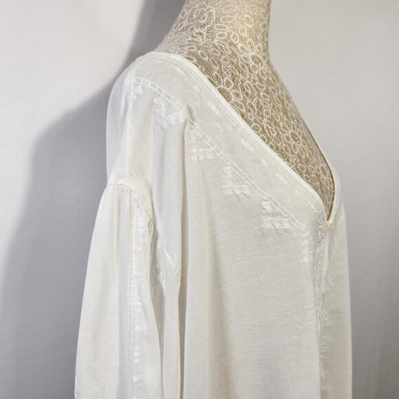 Old Navy Size XXL White Button Up Embroidered Bishop Sleeve Oversized Blouse Top - Picture 6 of 14
